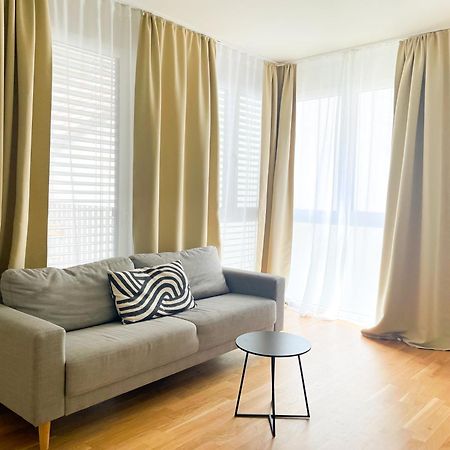 Whats-App Self-Check-In - 1Br Apartment, Near Airport,15 Min To Center Wien Phòng bức ảnh