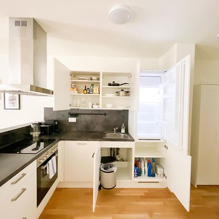 Whats-App Self-Check-In - 1Br Apartment, Near Airport,15 Min To Center Wien Phòng bức ảnh