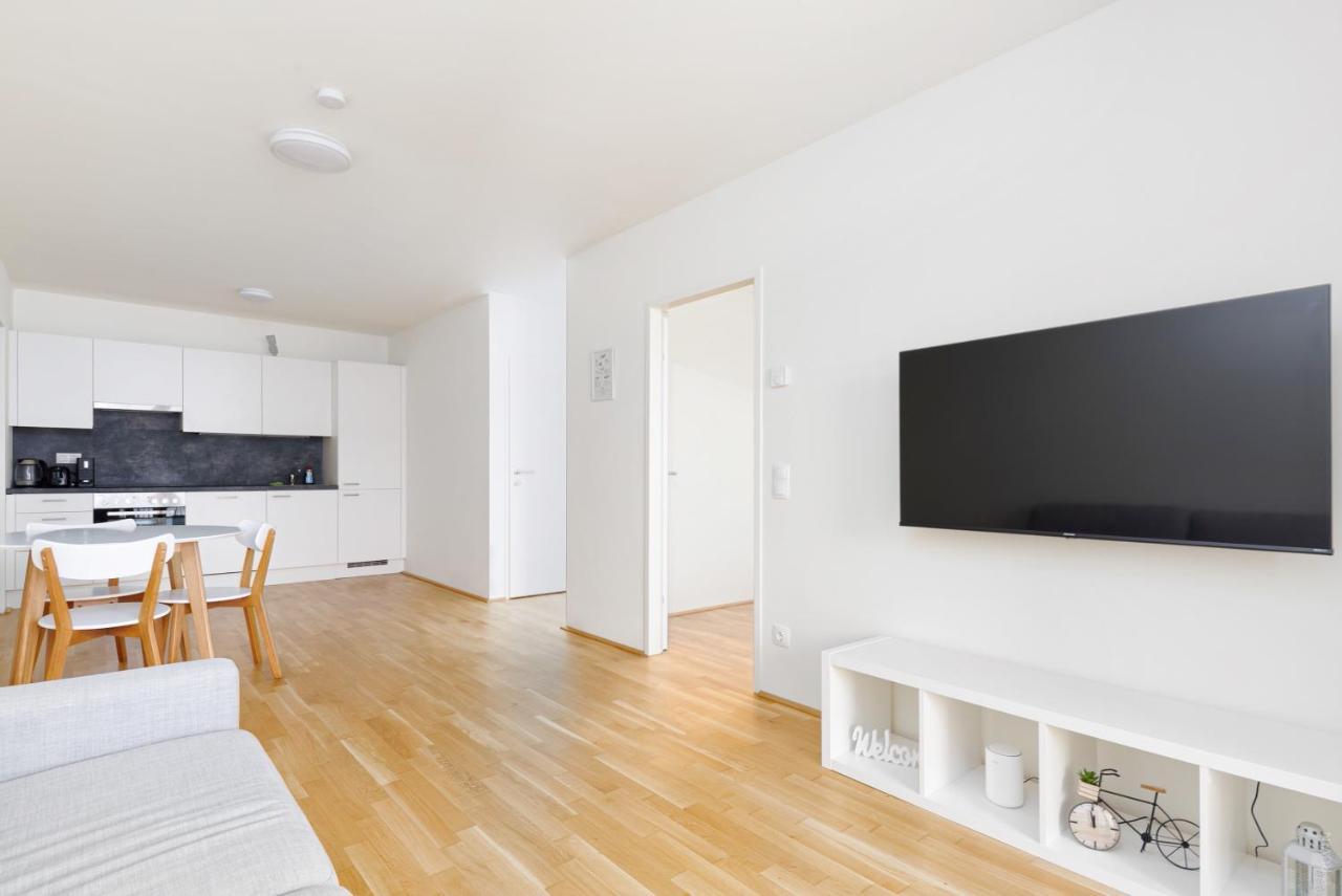 Whats-App Self-Check-In - 1Br Apartment, Near Airport,15 Min To Center Wien Ngoại thất bức ảnh