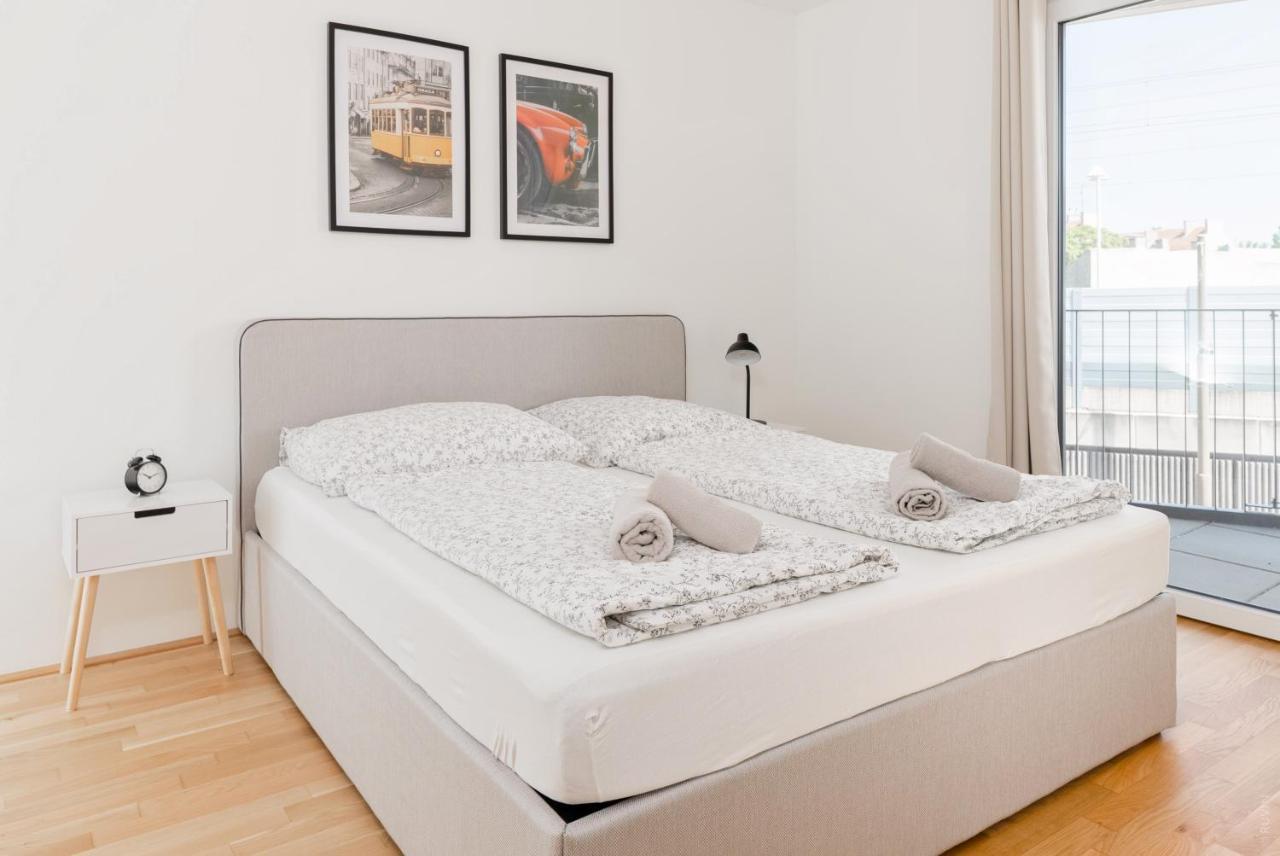 Whats-App Self-Check-In - 1Br Apartment, Near Airport,15 Min To Center Wien Ngoại thất bức ảnh