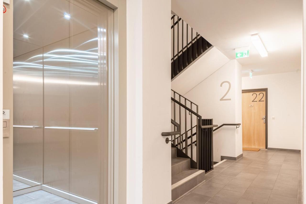 Whats-App Self-Check-In - 1Br Apartment, Near Airport,15 Min To Center Wien Ngoại thất bức ảnh