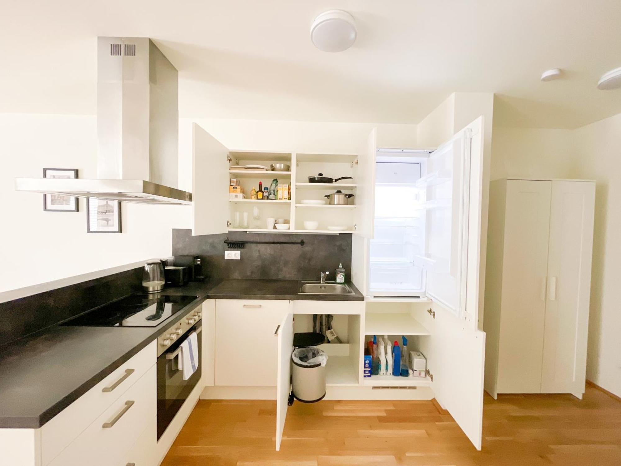 Whats-App Self-Check-In - 1Br Apartment, Near Airport,15 Min To Center Wien Phòng bức ảnh