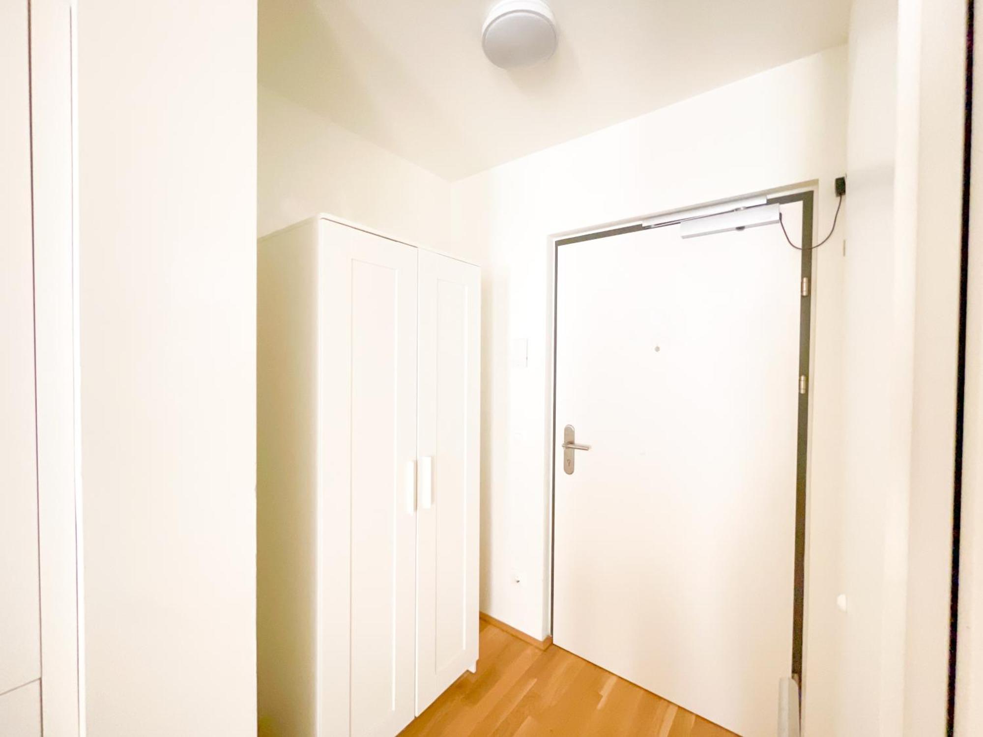 Whats-App Self-Check-In - 1Br Apartment, Near Airport,15 Min To Center Wien Phòng bức ảnh